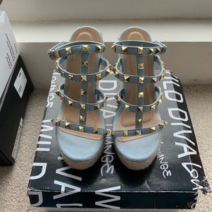 Baby Blue Wedges w Gold Studs